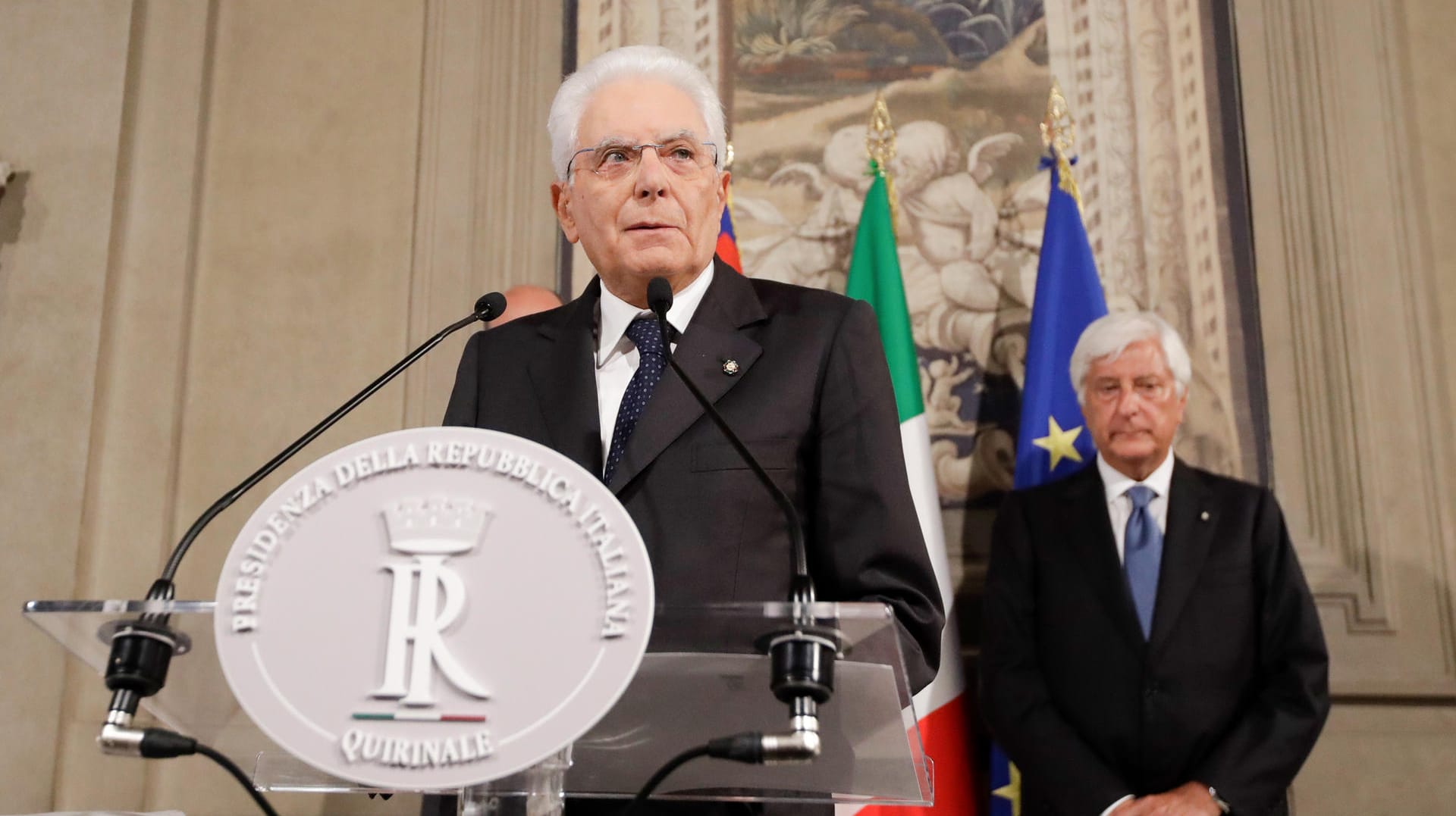 Sergio Mattarella: Der italienische Präsident hat den Parteien einen Aufschub verschafft. Sergio Mattarella: Der italienische Präsident hat den Parteien einen Aufschub verschafft.