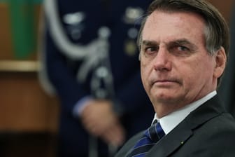 Jair Bolsonaro: Der brasilianische Regierungschef hat Emmanuel Macron für einen Tweet scharf attackiert