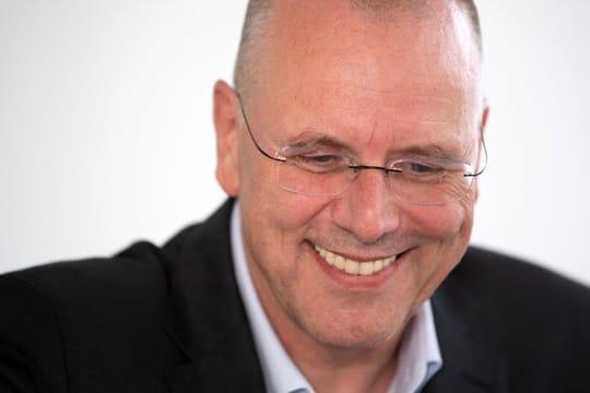 Clubchef Thomas Röttgermann sieht Fortuna Düsseldorf erst nach fünf Jahren in der Bundesliga etabliert.