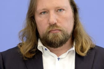 Anton Hofreiter: Der Grünen-Fraktionschef fordert den Rücktritt von Bundesverkehrsminister Andreas Scheuer.