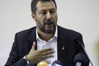 Matteo Salvini: Italiens Innenminister rechnet sich bei Neuwahlen gute Chancen aus – seine Beliebtheitswerte sind jedoch zurückgegangen.
