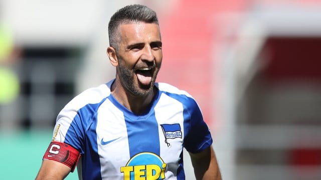 Bereits seit vielen Jahren in der Bundesliga aktiv: Hertha-Kapitän Vedad Ibisevic. Bereits seit vielen Jahren in der Bundesliga aktiv: Hertha-Kapitän Vedad Ibisevic.