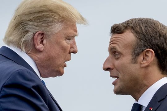 US-Präsident Donald Trump (l) und Frankreichs Staatspräsident Emmanuel Macron beim G7-Gipfel in Biarritz.