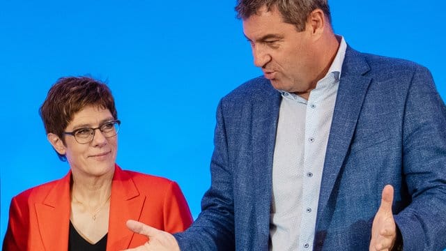 CDU-Chefin Annegret Kramp-Karrenbauer und der CSU-Vorsitzende Markus Söder bei der Unionsklausur in Dresden.