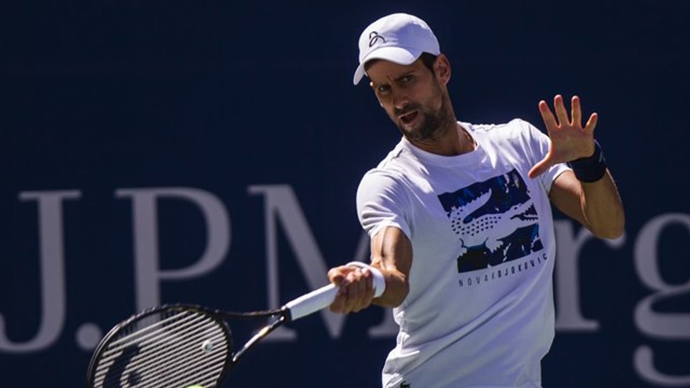 Vier Grand-Slam-Titel fehlen Novak Djokovic, um mit Roger Federer gleichzuziehen.