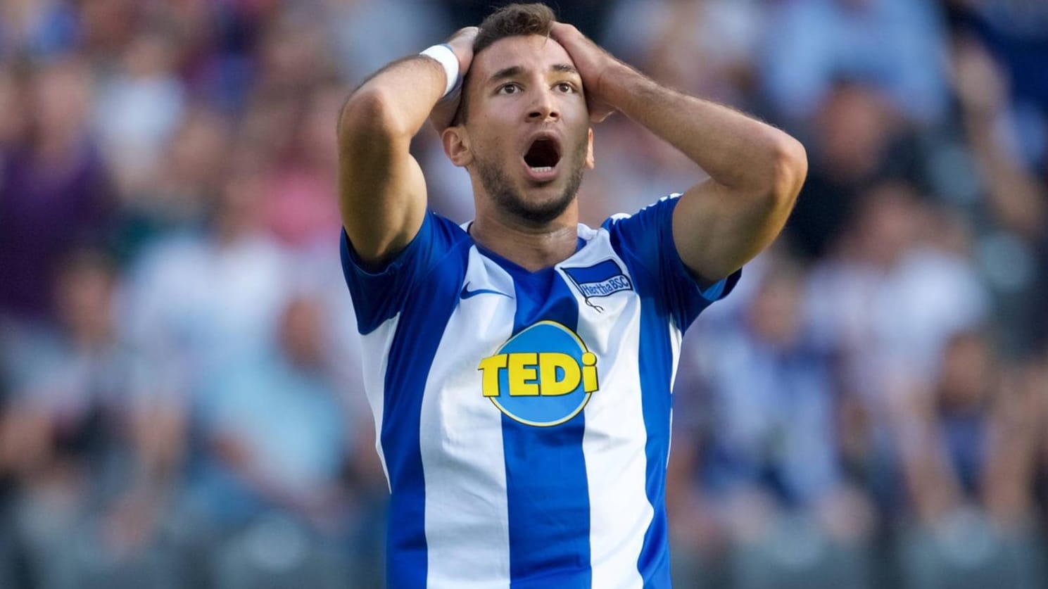Marko Grujic verlor mit Hertha BSC das erste Heimspiel gegen Wolfsburg. Marko Grujic verlor mit Hertha BSC das erste Heimspiel gegen Wolfsburg.