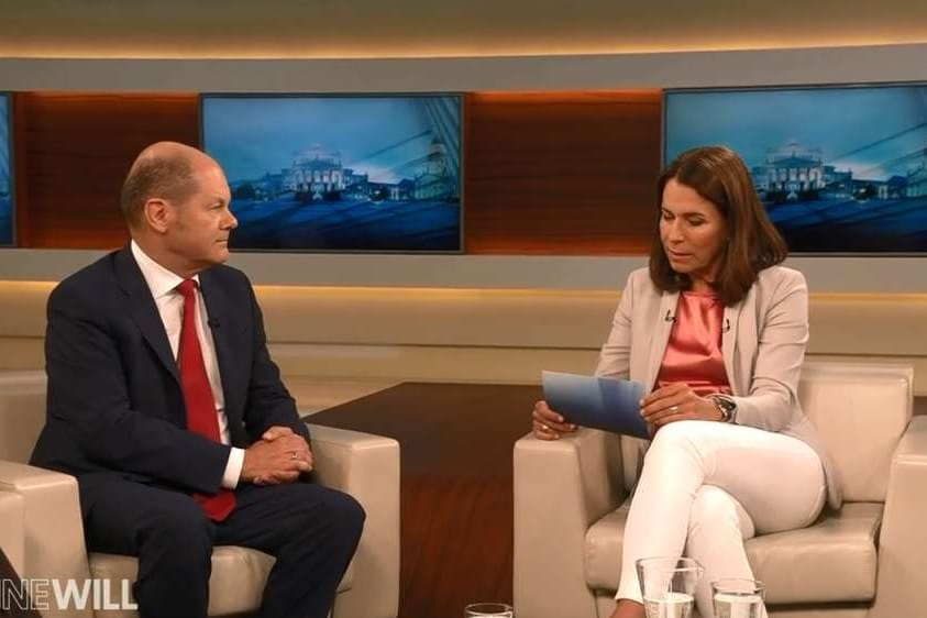 Olaf Scholz bei "Anne Will": Sollte der Finanzminister die SPD-Spitze übernehmen, will er sein Regierungsamt nicht aufgeben.