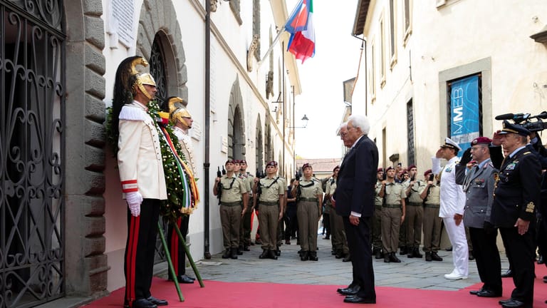 Die Präsidenten Sergio Mattarella und Frank-Walter Steinmeier Gedenken der Opfer der Massaker in Fivizzano.