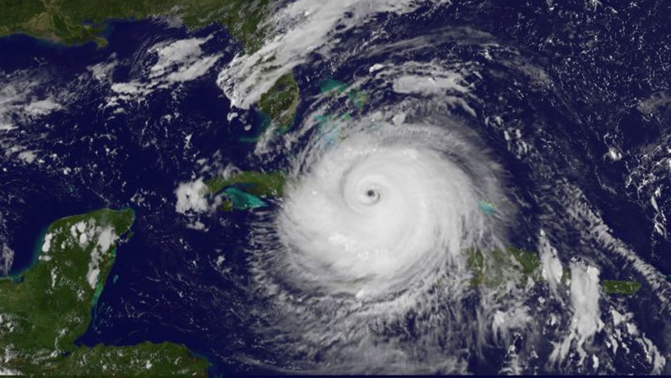 Hurrikan Irma steuert auf Florida zu (Archivbild): Experten reagierten irritiert auf den Vorstoß des US-Präsidenten.