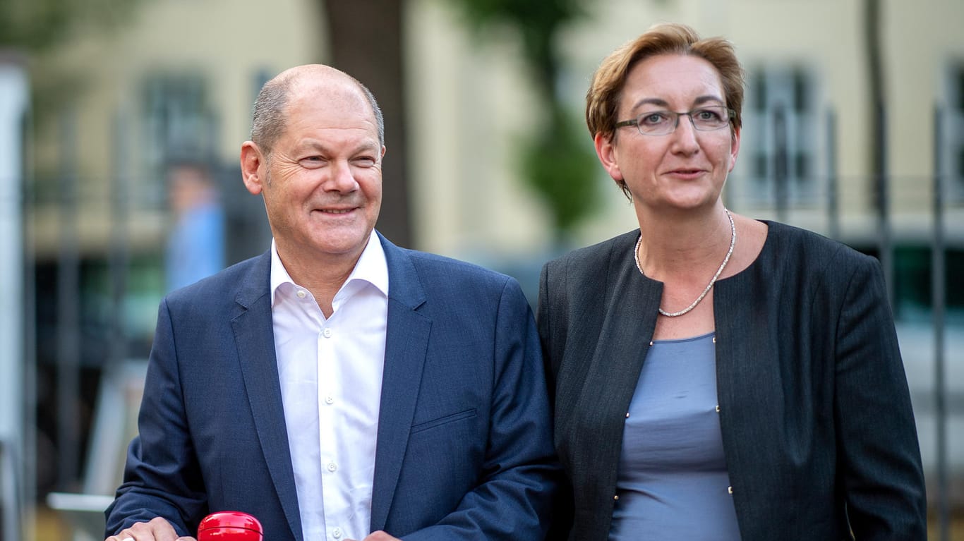Olaf Scholz und Klara Geywitz: Eine Umfrage sieht die Bewerber um den Parteivorsitz in der Gunst der SPD-Mitglieder vorn.