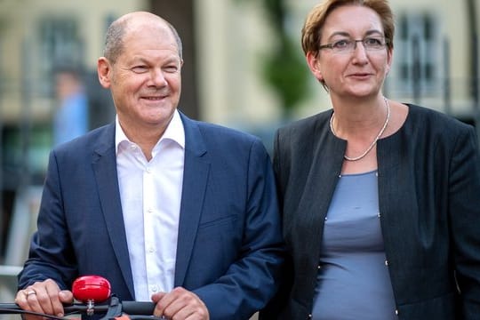 Bundesfinanzminister Olaf Scholz (SPD) und Klara Geywitz, SPD-Landtagsabgeordnete in Brandenburg.