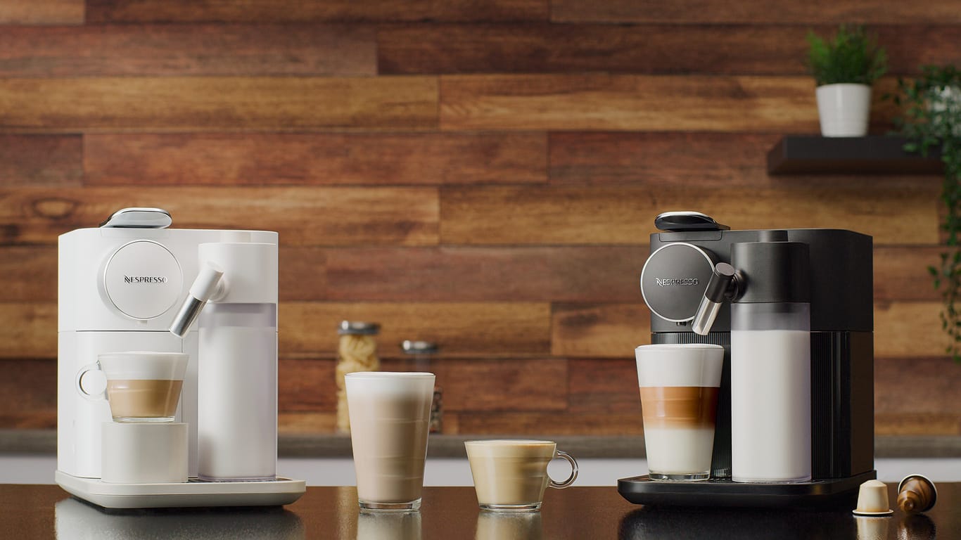Für Milchkaffeeliebhaber entwickelt: Nespressos Gran Lattissima verfügt über neun verschiedene Direktwahltasten. Der Auffangbehälter fasst zehn bis zwölf der recycelbaren Aluminiumkapseln.