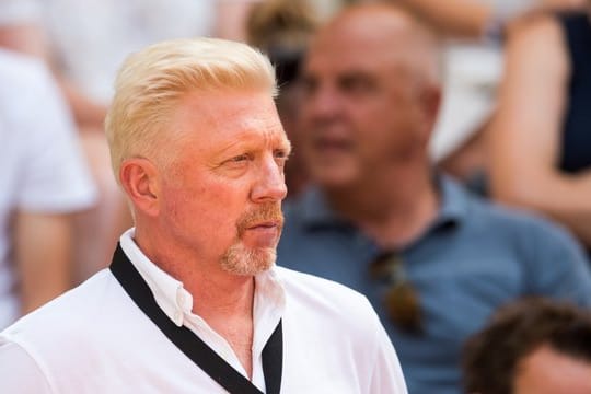 Schaut etwas besorgt auf Angelique Kerber: Boris Becker.