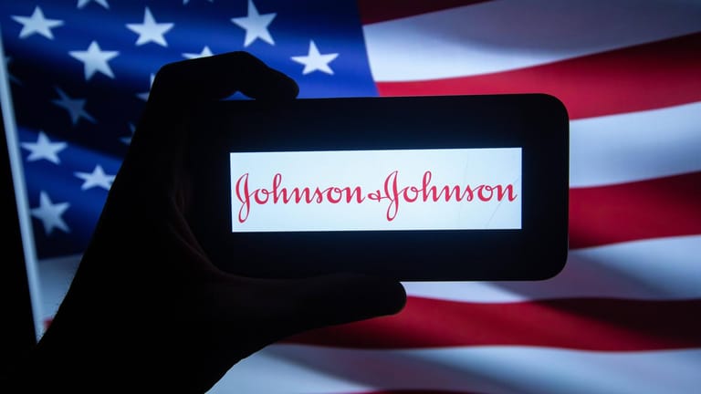 Johnson & Johnson: Der Pharmakonzern soll laut einem US-Gericht für die Opate-Krise in den USA verantwortlich sein.