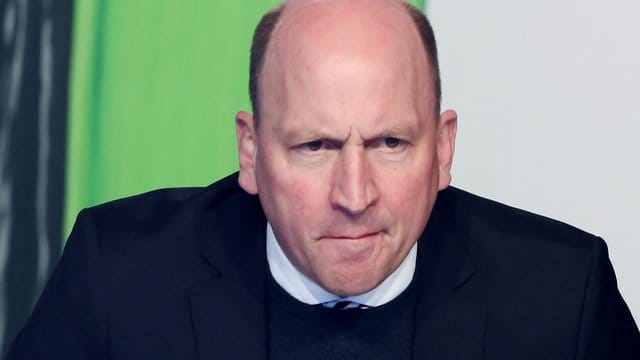 Gladbachs Geschäftsführer sorgt sich vor Auseinandersetzungen zwischen Fans beim rheinischen Derby. Gladbachs Geschäftsführer sorgt sich vor Auseinandersetzungen zwischen Fans beim rheinischen Derby.