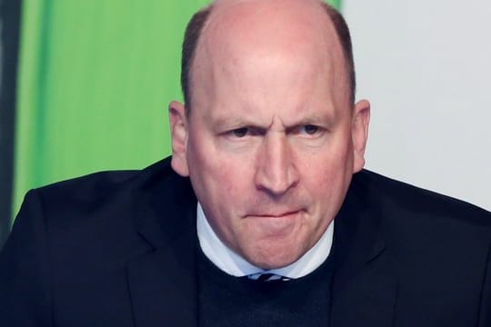 Gladbachs Geschäftsführer sorgt sich vor Auseinandersetzungen zwischen Fans beim rheinischen Derby.