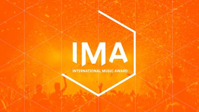 Der International Music Award wird zum ersten Mal verliehen.