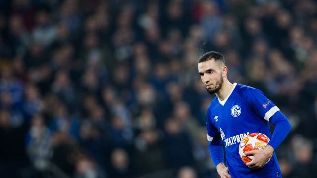 Werder Bremen würde den beim FC Schalke 04 ausgemusterten Nabil Bentaleb gern verpflichten.