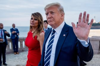 Melania und Donald Trump: Der US-Präsident hat sein Luxushotel in Miami als Austragungsort für den nächsten G7-Gipfel in Gespräch gebracht.