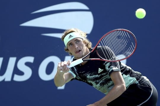 Ist nach fünf Sätzen endlich auch eine Runde weiter: Alexander Zverev.