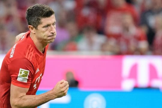 Ist zufrieden mit den Neuen beim FC Bayern: Torjäger Robert Lewandowski.