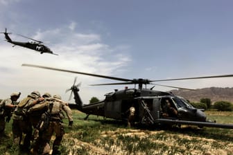 US-Armee in Afghanistan: Bei den Gesprächen geht es auch um einen Truppenabzug der US-Armee.