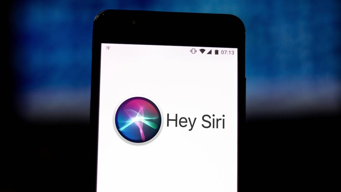 Sprachassistent Siri: Apple will künftig die Nutzer für ein Mitschneiden um Erlaubnis fragen.