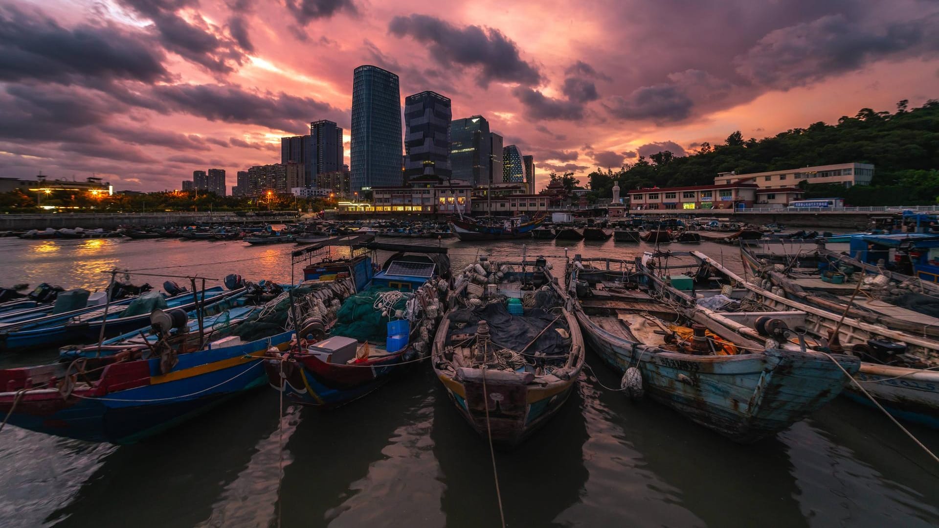 Ein Taifun zieht auf über Xiamen, China: Die Küstenstädte Chinas, Indiens und der USA dürften am meisten unter dem steigenden Meeresspiegel leiden. (Symbolfoto)