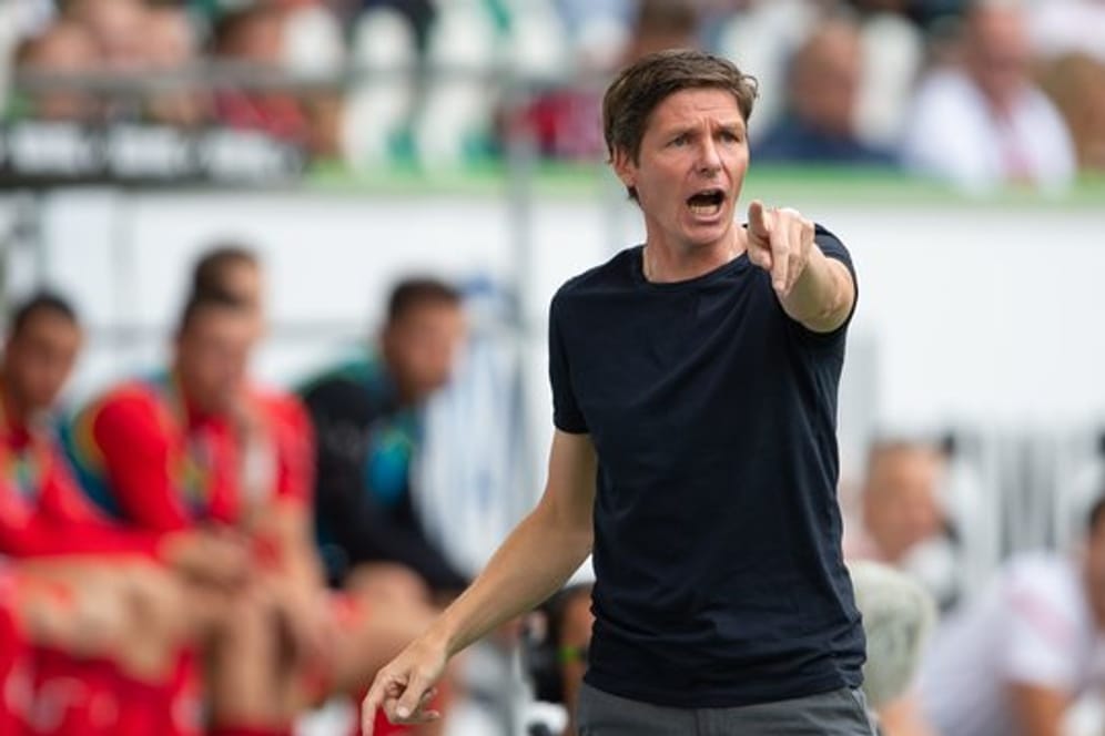 Wolfsburgs Trainer Oliver Glasner hofft auf den dritten Sieg in Folge.