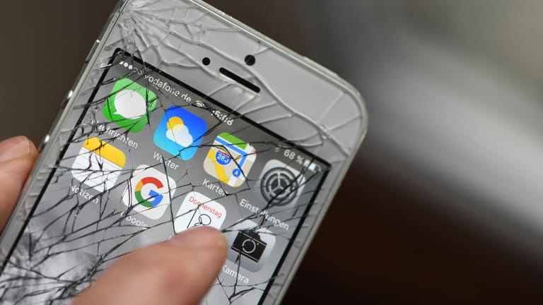 Defektes Iphone: Apple gewährt freien Werkstätten Zugang zu Original-Ersatzteilen.
