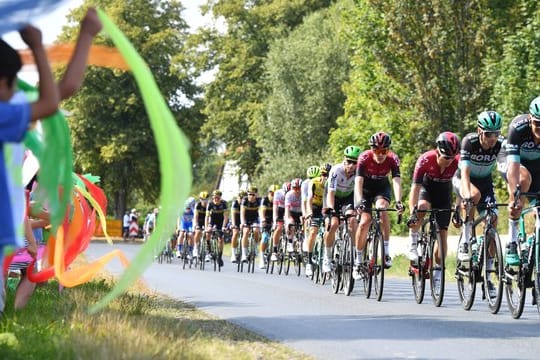 Wie die erste kommt auch die zweite Etappe der Deutschland-Tour ohne richtig schwere Anstiege aus.