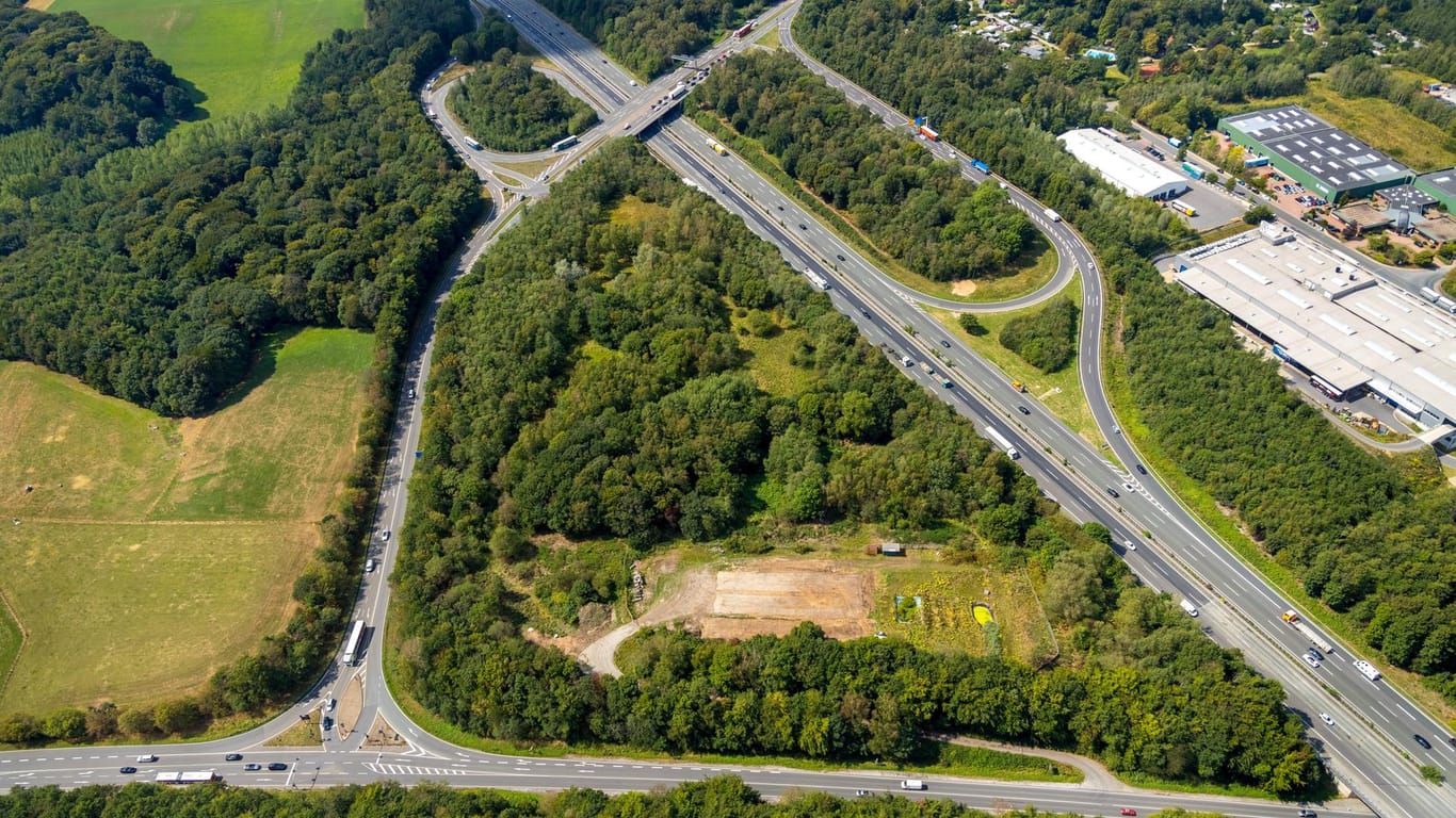 Das Autobahnkreuz Wuppertal Nord: Autofahrer mussten sich auf erhebliche Einschränkungen einstellen.