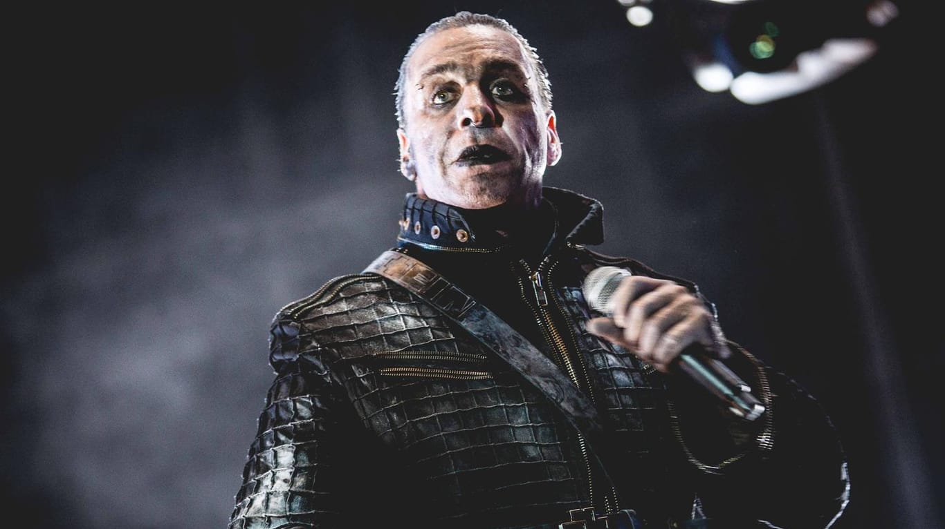 Till Lindemann: So kennen ihn die Fans von Auftritten mit seiner Band Rammstein.
