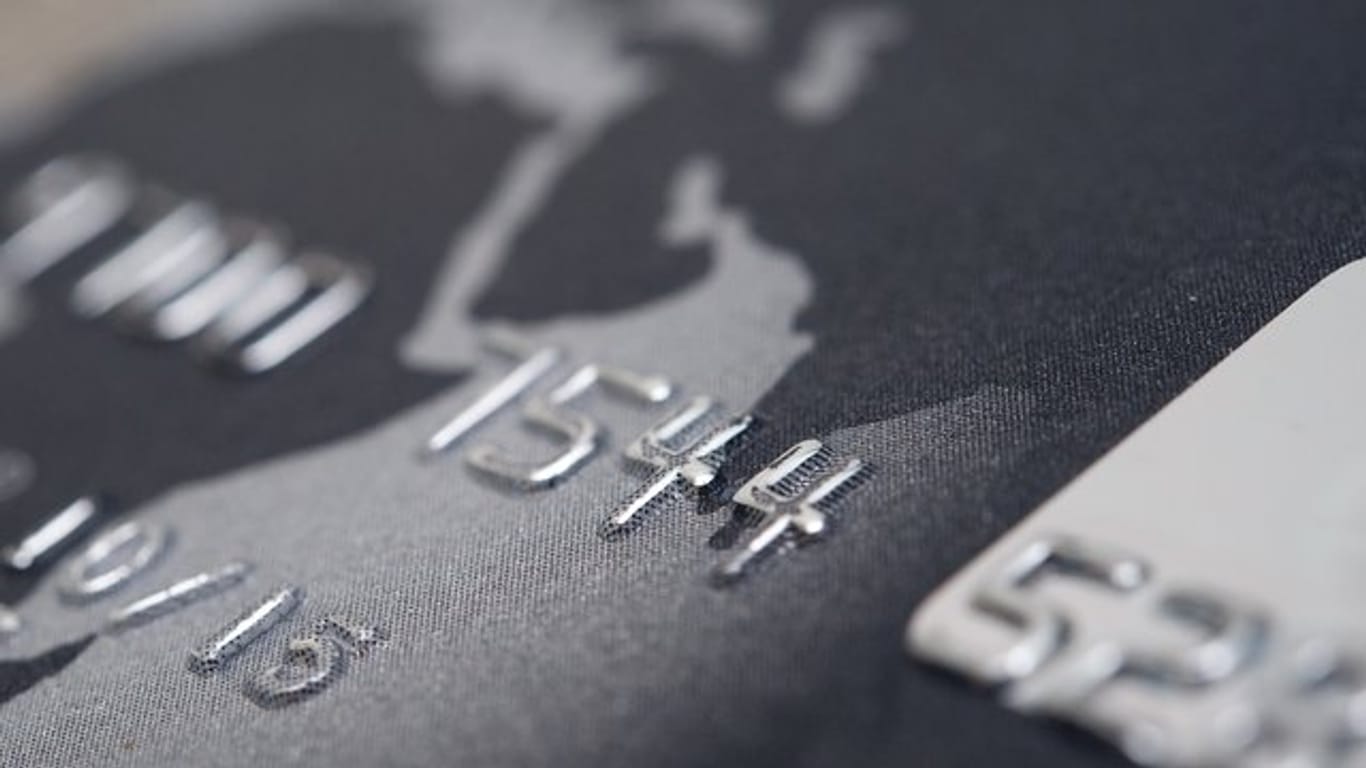 Kunden können sich mit der Kreditkarte direkt beim Bezahlen Geld leihen.