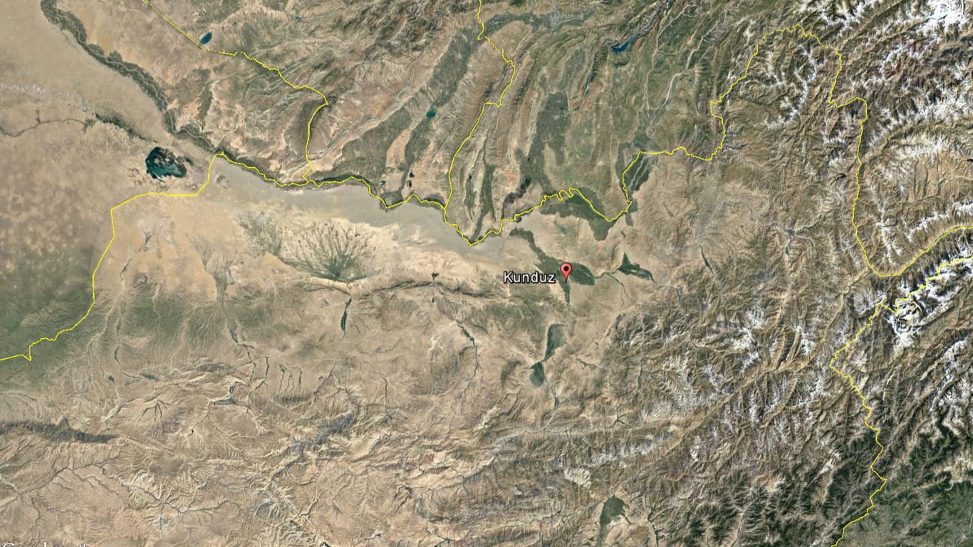 Ein Screenshot von Google Earth Pro zeigt die nordafghanische Stadt Kundus und das Umland: Kundus ist die Hauptstadt der Provinz.
