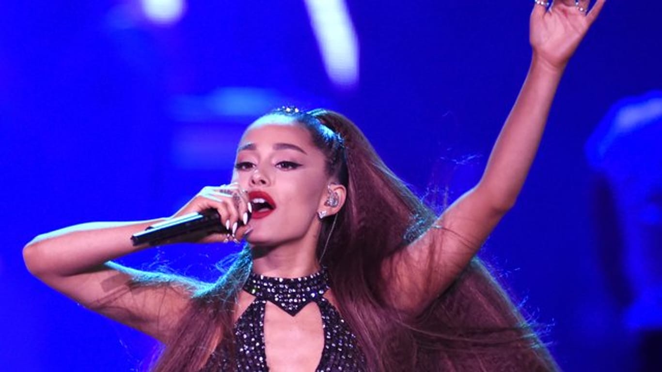 Bei den MTV Video Music Awards würde Ariana Grande vor kurzem als Künstlerin des Jahres geehrt.