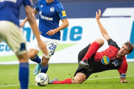 Hatte auf Schalke nicht seinen besten Tag: Herthas Niklas Stark.