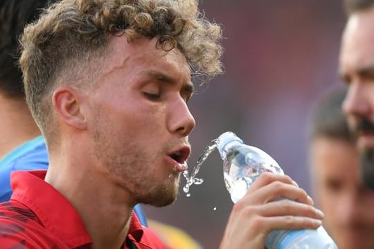 Durstig: Freiburgs Luca Waldschmidt.