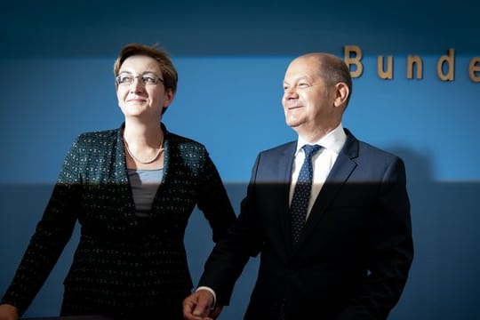 Olaf Scholz, Bundesfinanzminister, und Klara Geywitz, Brandenburger Landtagsabgeordnete, haben ihre Kandidatur für den Vorsitz der SPD angekündigt.