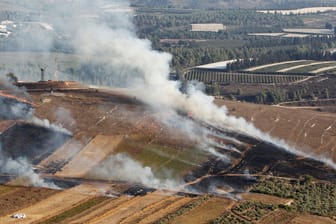 Rauch an der israelisch-libanesischen Grenze: Die Situation spitzt sich zu.