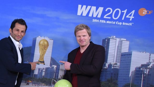 Früher im Trikot, bald in Anzug zusammen beim FC Bayern: Oliver Kahn (r) und Hasan Salihamidzic. Früher im Trikot, bald in Anzug zusammen beim FC Bayern: Oliver Kahn (r) und Hasan Salihamidzic.