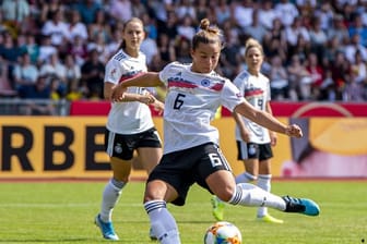 Bekam von der Bundestrainerin ein Sonderlob: DFB-Kücken Lena Oberdorf.