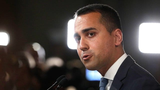 Luigi Di Maio, Chef der Fünf-Sterne-Bewegung in Italien, nach einem Treffen mit Präsident Mattarella. Luigi Di Maio, Chef der Fünf-Sterne-Bewegung in Italien, nach einem Treffen mit Präsident Mattarella.