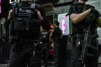 Kontrollaktion der Polizei in Berlin-Neukölln.