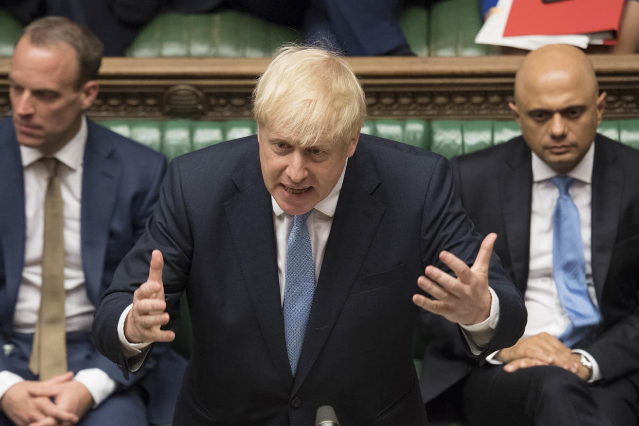 Boris Johnson im britischen Parlament: Sollte sich das Unterhaus gegen seine Brexit-Pläne stellen, will er Neuwahlen ansetzen.