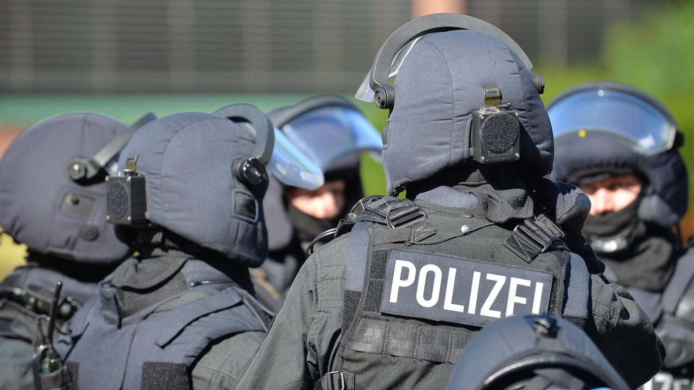 Das Spezialeinsatzkommando der Polizei: In Essen hat es einen großen Einsatz gegeben.