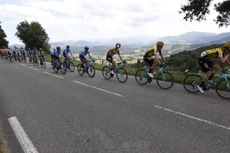 Das Fahrerfeld der Vuelta auf der elften Etappe am Mittwoch.