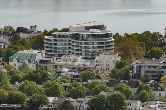 Vom Feueralarm waren alle Gäste der Nobelherberge an der Außenalster betroffen.