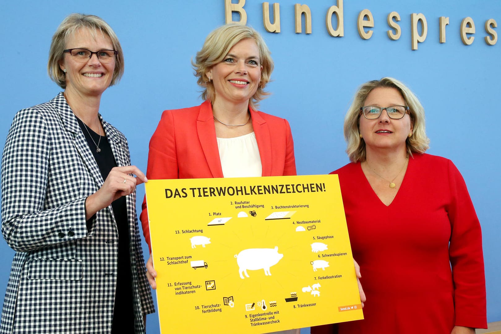 Bildungsministerin Anja Karliczek, Agrarministerin Julia Klöckner und Umweltministerin Svenja Schulze bei der Pressekonferenz nach der Kabinettssitzung.