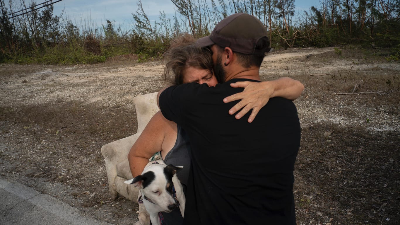Trauer auf den Bahamas nach Hurrikan "Dorian": Rund 70.000 Menschen brauchen laut UN Hilfe.